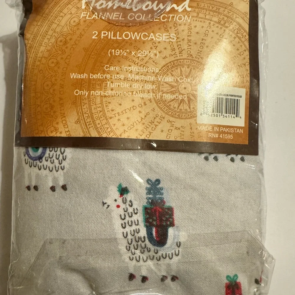 Homebound Flannel Christmas Llama Standard Pillow Cases One Pair New In Package